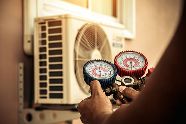 Professional Hvac Installation technician working in Dalbo, MN